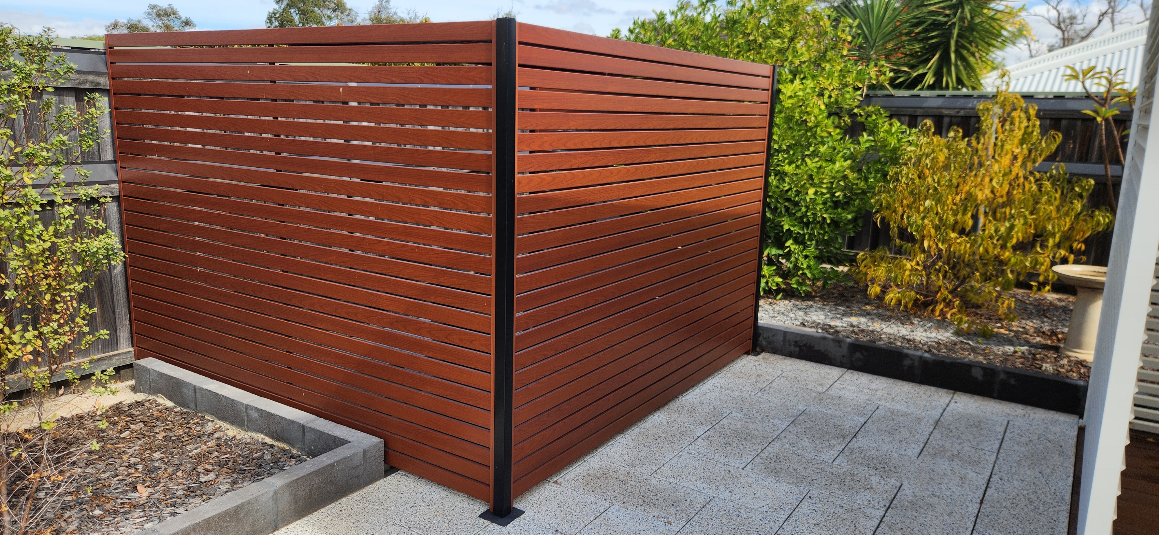 Secure Fit Fencing Perth, Custom made aluminium slat Fencing, gates and privacy screens