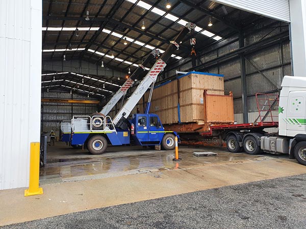 CSS-Crane-Hire-NMT-Global-Logistics-at-the-Australian-Marine-Complex-in-Henderson-2-WA