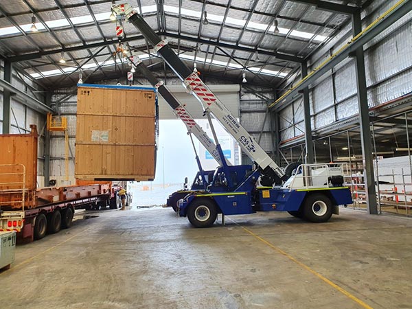 CSS-Crane-Hire-NMT-Global-Logistics-at-the-Australian-Marine-Complex-in-Henderson-4-WA