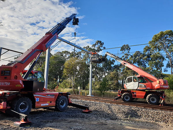 Hi-Range-Crane-Hire-Hi-Rail-Crane-MRT-2470-MRT-2540-hi-rail-crane-hire-campbelltown