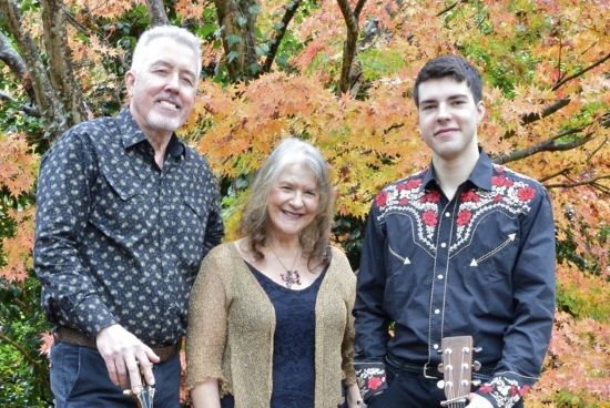 The Louis Family – Blue Mountains NSW – 20 May 2025 (photo Nigel Foote)