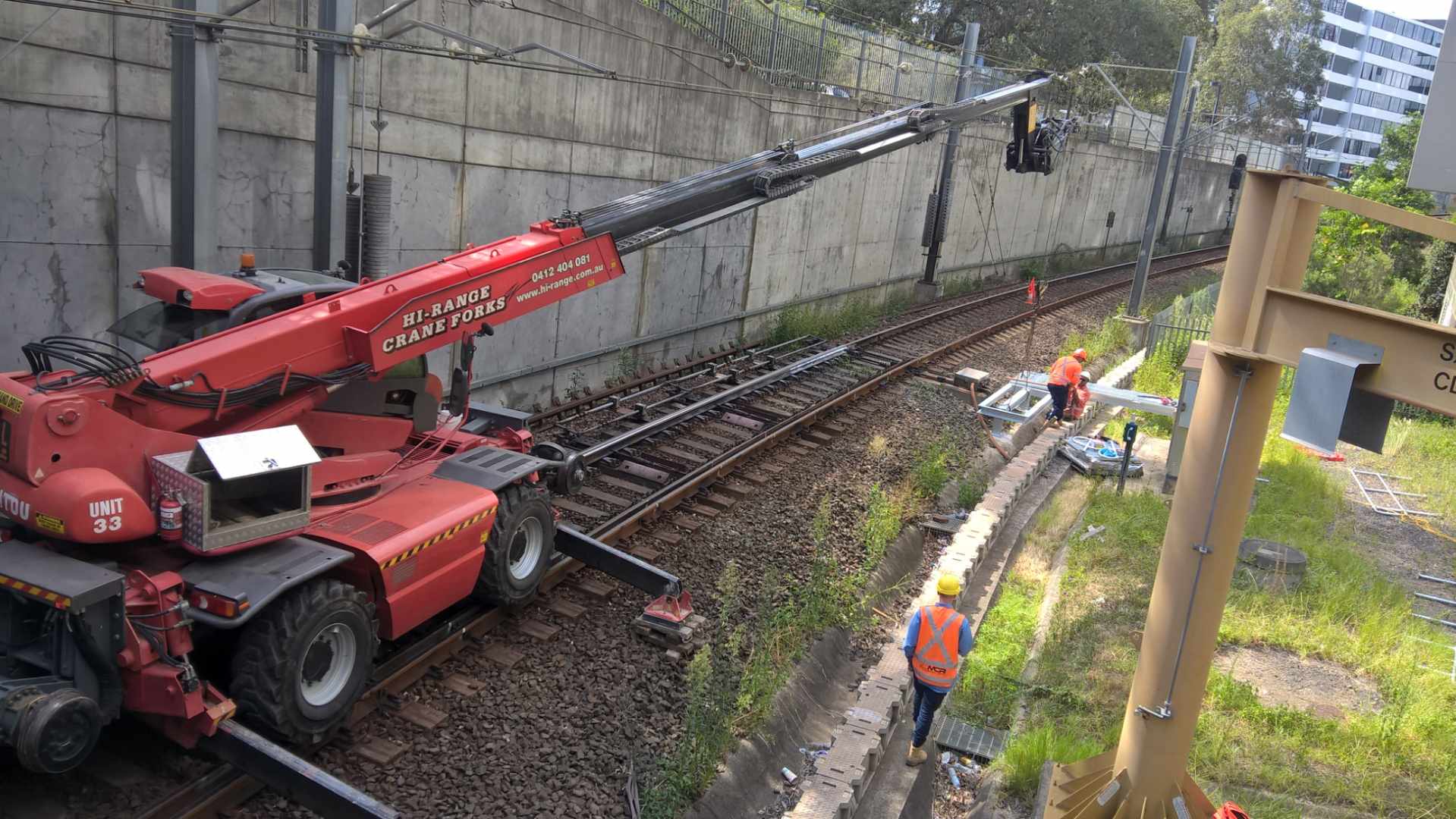 Advantages of crane hire in Sydney