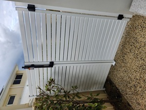 Secure Fit Fencing Perth, Custom made aluminium slat gates, fencing and privacy screens