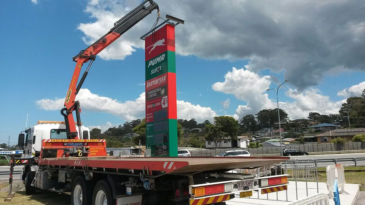 Specialist Crane Truck Hire Gold Coast Crane Trucks